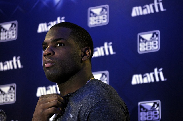 许多优势 许多优势